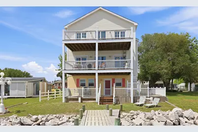 103 Waterfront Avenue, Newport, NC 28570 - Photo 3