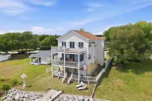 103 Waterfront Ave, Newport, NC 28570 - Photo 9