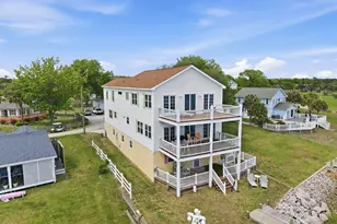 103 Waterfront Ave, Newport, NC 28570 - Photo 7