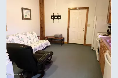 126 NE 75th Street #Back, Oak Island, NC 28465 - Photo 5