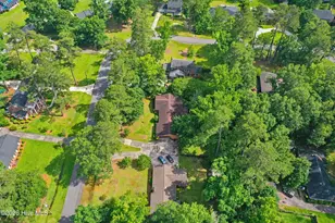 527 Edgewood Cir, Whiteville, NC 28472 - Photo 63