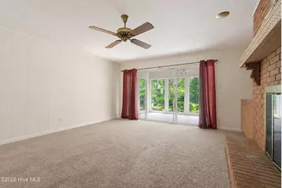 527 Edgewood Circle, Whiteville, NC 28472 - Photo 17