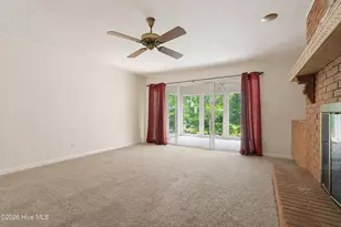 527 Edgewood Cir, Whiteville, NC 28472 - Photo 17
