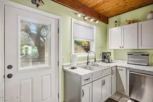 1098 Kings Landing Rd, Hampstead, NC 28443 - Photo 17