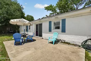 4810 W Lord Byron Rd, Wilmington, NC 28405 - Photo 23