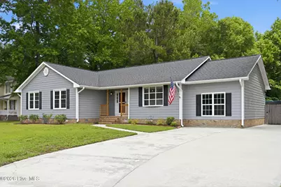 2491 Northwoods Drive, Jacksonville, NC 28540 - Photo 3