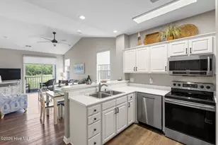 866 Great Egret Cir SW, Sunset Beach, NC 28468 - Photo 13
