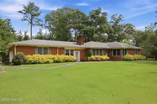 711 Fairlane Dr, Grifton, NC 28530 - Photo 1