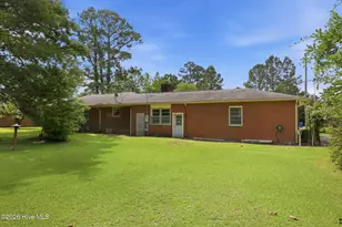 711 Fairlane Dr, Grifton, NC 28530 - Photo 3