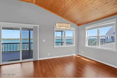 712 Channel Boulevard, Topsail Beach, NC 28445 - Photo 13