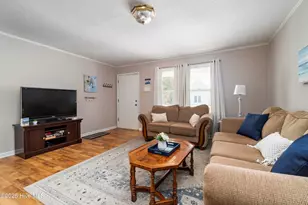509 Broad St, Oriental, NC 28571 - Photo 5