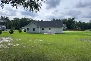 335 James Hedrick Ct, Jacksonville, NC 28540 - Photo 9