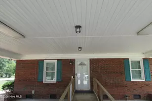 7825 Snow Hill Dr, Roseboro, NC 28382 - Photo 7