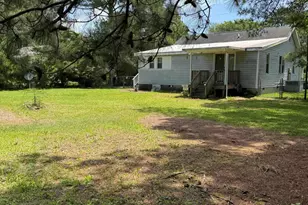 890 Hibbs Rd, Newport, NC 28570 - Photo 5