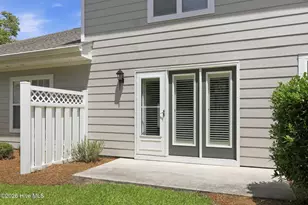 102 Oleander Ct, Morehead City, NC 28557 - Photo 5