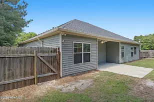 801 Lavender Ct, Hubert, NC 28539 - Photo 31