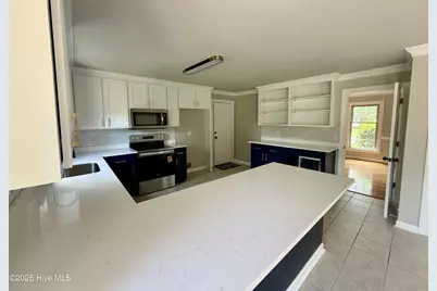 2906 Hunters Run, Greenville, NC 27858 - Photo 7