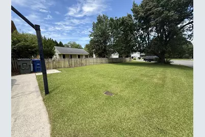 2906 Hunters Run, Greenville, NC 27858 - Photo 29