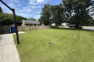 2906 Hunters Run, Greenville, NC 27858 - Photo 29
