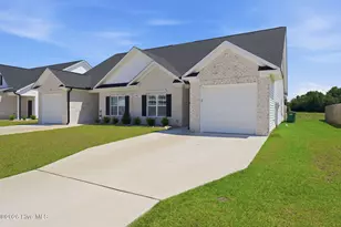1417 Dorset Dr, Greenville, NC 27834 - Photo 1