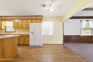 128 Seals St, Tabor City, NC 28463 - Photo 25
