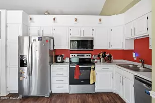 102 Pinesage Dr, West End, NC 27376 - Photo 9