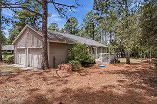102 Pinesage Dr, West End, NC 27376 - Photo 23