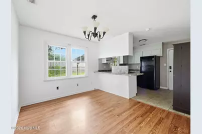 407 Kenwood Drive, Jacksonville, NC 28540 - Photo 5