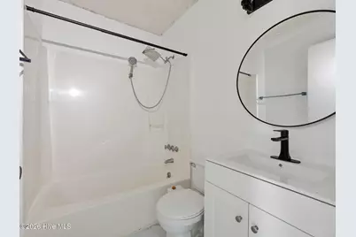 407 Kenwood Drive, Jacksonville, NC 28540 - Photo 11