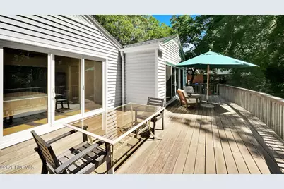 141 E Longmeadow Road, Greenville, NC 27858 - Photo 11