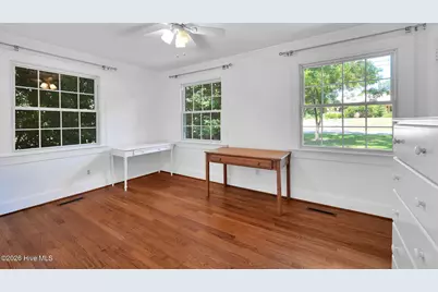 141 E Longmeadow Road, Greenville, NC 27858 - Photo 15