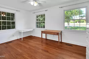 141 E Longmeadow Rd, Greenville, NC 27858 - Photo 15