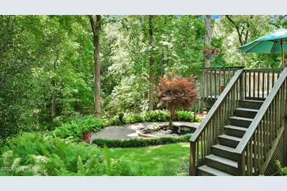141 E Longmeadow Road, Greenville, NC 27858 - Photo 5