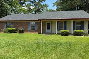 207 E Willowood Ln, Jacksonville, NC 28546 - Photo 1