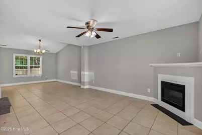 212 Winners Circle S, Jacksonville, NC 28546 - Photo 5