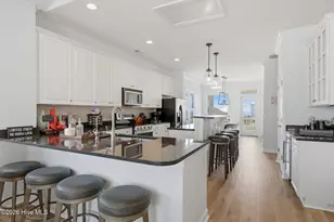 1204 Canal Dr, Carolina Beach, NC 28428 - Photo 7