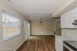 209 Myrtlewood Cir, Jacksonville, NC 28546 - Photo 17