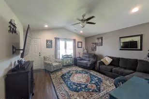 193 Mulberry Dr, Washington, NC 27889 - Photo 9