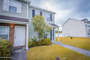 211 Bridgewood Dr, Jacksonville, NC 28546 - Photo 3