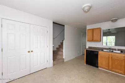 211 Bridgewood Drive, Jacksonville, NC 28546 - Photo 11
