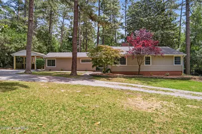 555 S Valley Road, Southern Pines, NC 28387 - Photo 1