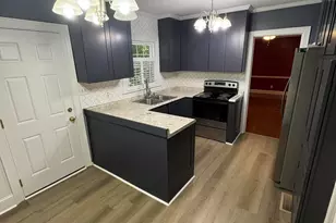 802 Forest Hill Cir, Greenville, NC 27858 - Photo 7