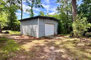 518 Jamestown Rd, Windsor, NC 27983 - Photo 9