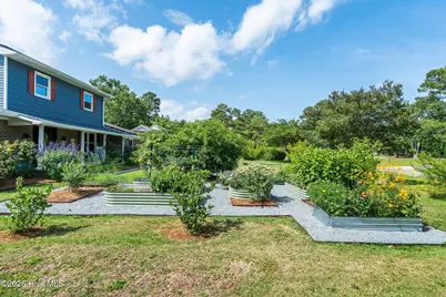 229 Yorkshire Lane, Wilmington, NC 28409 - Photo 9