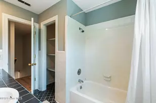 229 Yorkshire Ln, Wilmington, NC 28409 - Photo 57