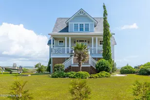 141 East Dr, Harkers Island, NC 28531 - Photo 5