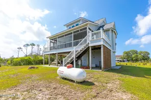 141 East Dr, Harkers Island, NC 28531 - Photo 51