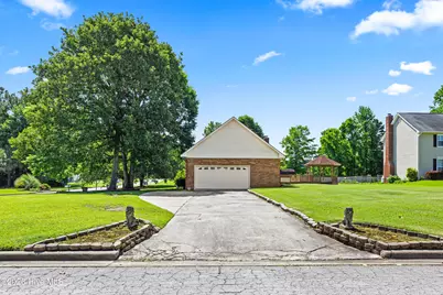 1110 Westmoreland Drive, Jacksonville, NC 28546 - Photo 5
