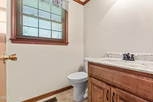 1110 Westmoreland Dr, Jacksonville, NC 28546 - Photo 33