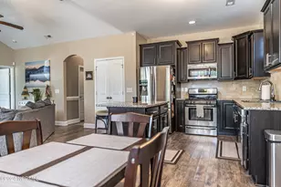 150 Michie Pl, Aberdeen, NC 28315 - Photo 7